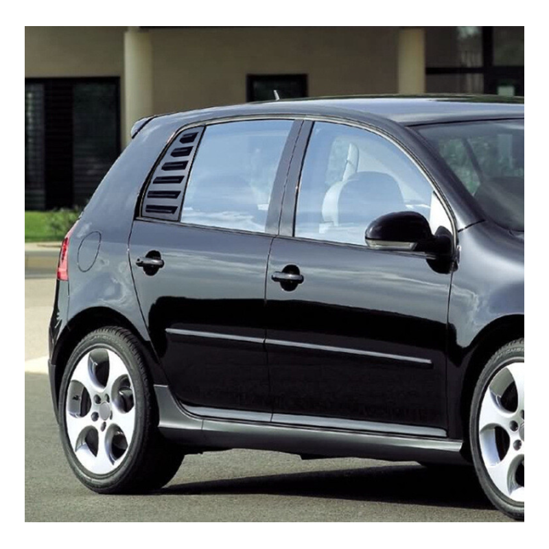 Sportliche Tuning-Gitter für die hinteren Seitenscheiben des VW Golf 5 MK5 2004-2009.