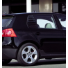 Sportliche Tuning-Gitter für die hinteren Seitenscheiben des VW Golf 5 MK5 2004-2009.