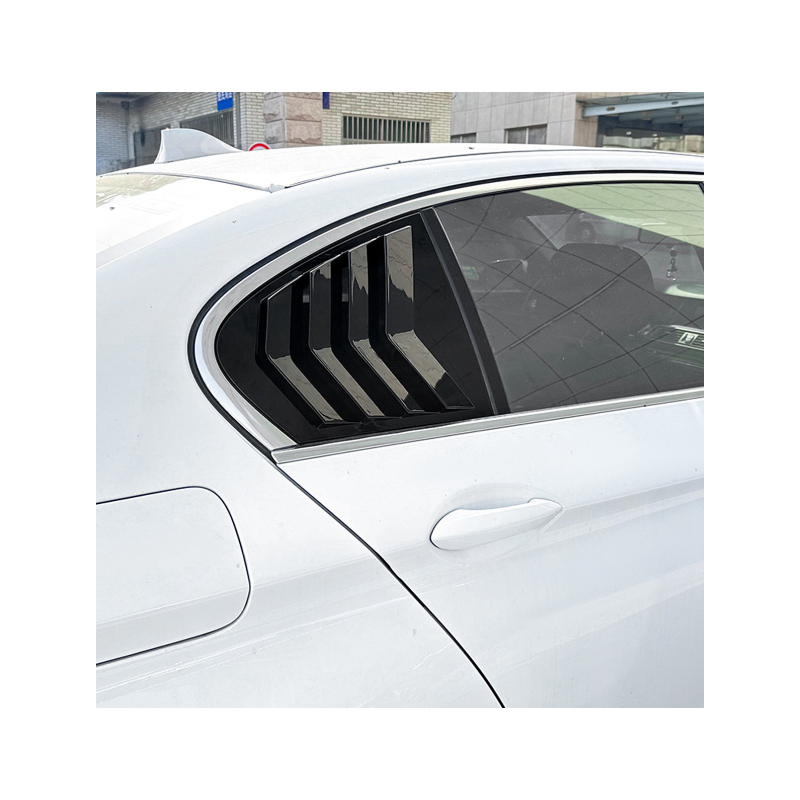 Sportliche Gitter für die hinteren Seitenscheiben für den BMW 5 F10 2011-2017 tunen.