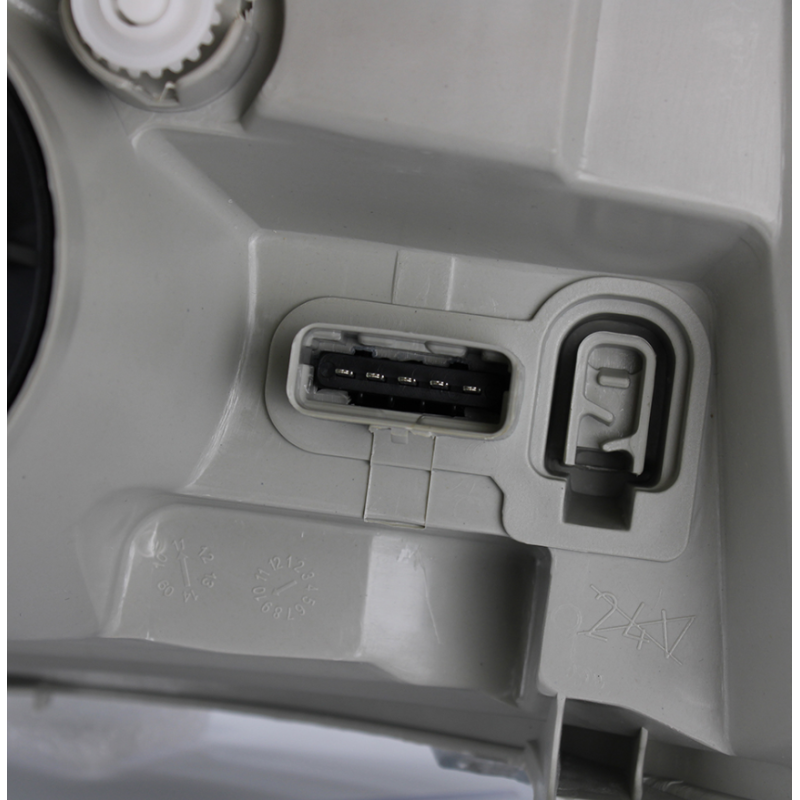 Scheinwerfer, linke Seite, mit Motor für Renault Master 2004-2010.